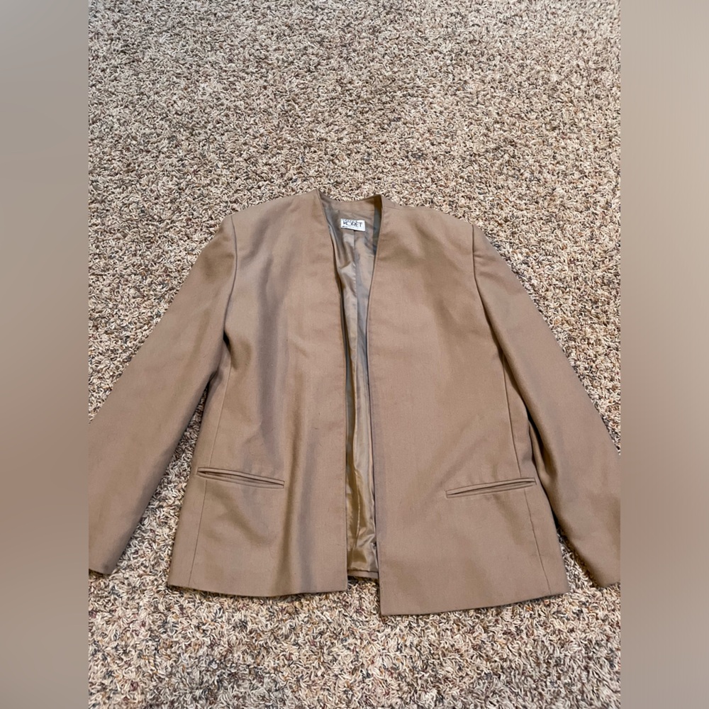 Vintage “KORET” Tan Blazer (with shoulder pads)